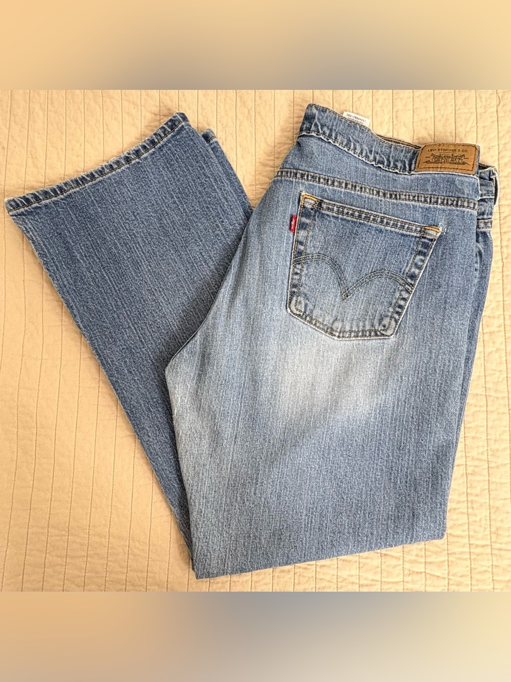 Vintage 2006 Levis 515 Bootcut Stretch Jeans Medium Wash Size 
16S Short